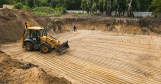 Разработка котлована Кузнецк, цена от 309 руб./м3.